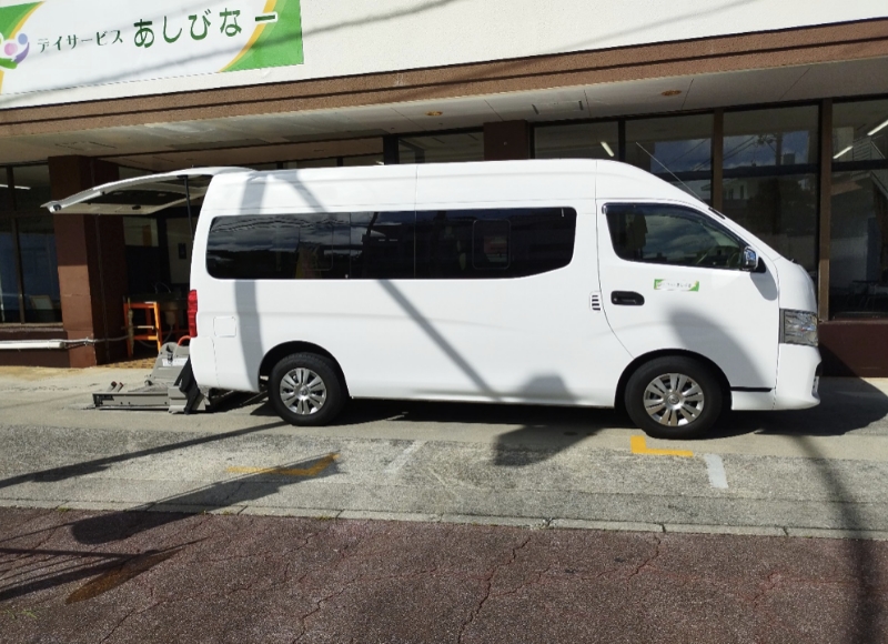 車いす対応福祉車両